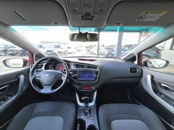 Kia Ceed II Рестайлинг с пробегом 2018 года, цена 1 150 000 рублей, 275644 км, универсал, Автокод Объявления