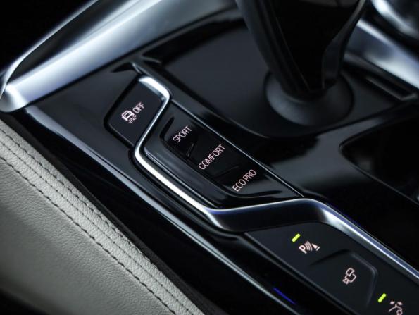 BMW 6 серии IV (G32) с пробегом 2017 года, цена 3 799 000 рублей, 146368 км, лифтбек, Автокод Объявления