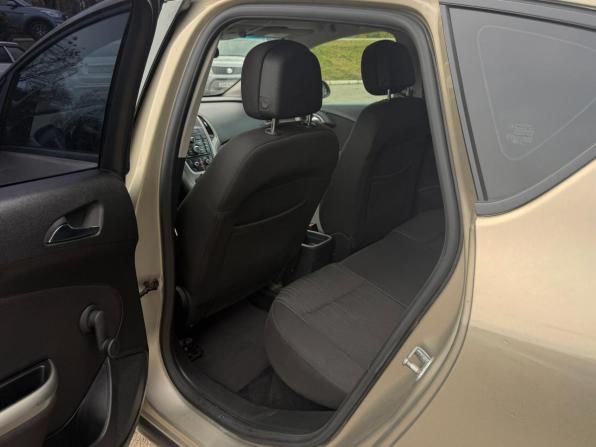 Opel Astra J с пробегом 2011 года, цена 515 000 рублей, 155278 км, хэтчбек, Автокод Объявления
