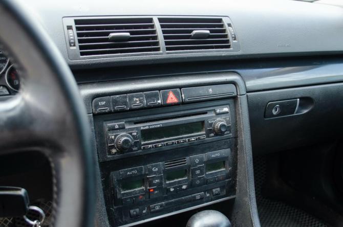 Audi A4 II (B6) с пробегом 2001 года, цена 340 000 рублей, 340000 км, седан, Автокод Объявления