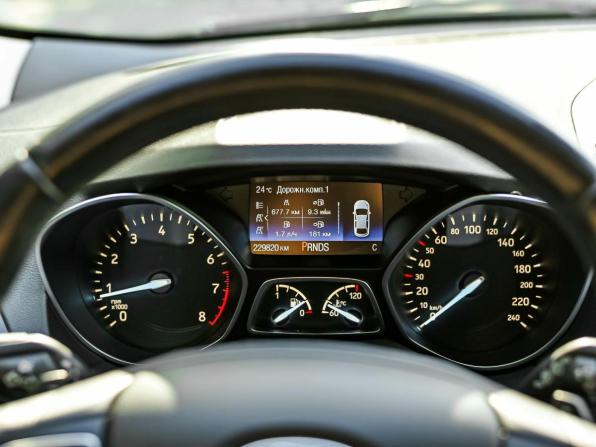 Ford Kuga II Рестайлинг с пробегом 2017 года, цена 1 380 000 рублей, 229422 км, внедорожник, Автокод Объявления