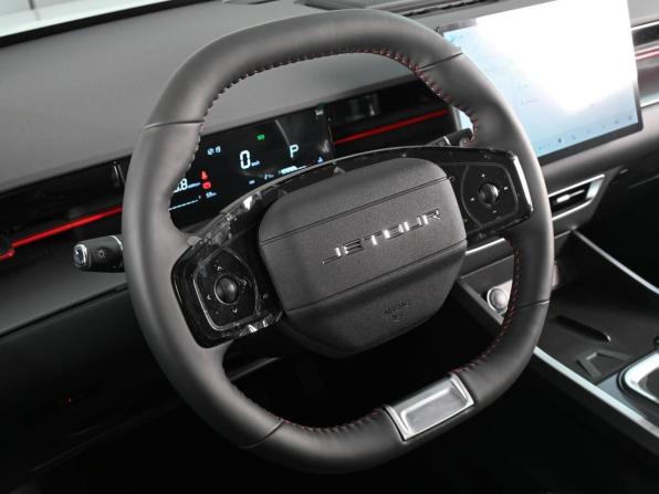 JETOUR DASHING I с пробегом 2026 года, цена 2 379 000 рублей, 21 км, внедорожник, Автокод Объявления