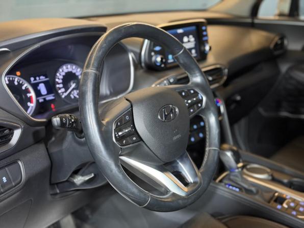 Hyundai Santa Fe IV с пробегом 2019 года, цена 2 500 000 рублей, 197431 км, внедорожник, Автокод Объявления