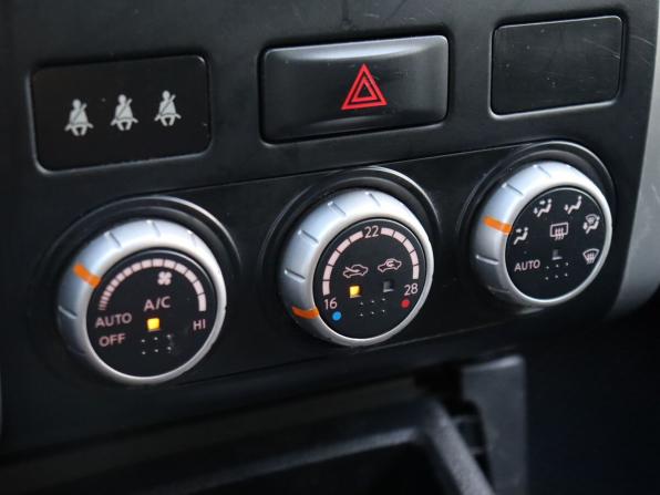 Nissan X-Trail II Рестайлинг с пробегом 2012 года, цена 1 350 000 рублей, 195957 км, внедорожник, Автокод Объявления