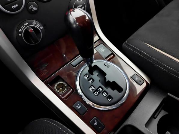 Suzuki Grand Vitara II Рестайлинг 2 с пробегом 2015 года, цена 1 700 000 рублей, 128839 км, внедорожник, Автокод Объявления