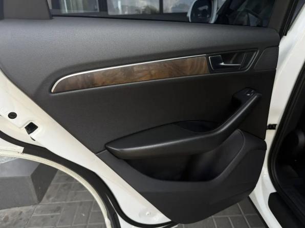 Audi Q5 I (8R) с пробегом 2010 года, цена 1 249 000 рублей, 248311 км, внедорожник, Автокод Объявления