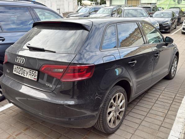 Audi A3 III (8V) с пробегом 2015 года, цена 999 000 рублей, 194863 км, хэтчбек, Автокод Объявления