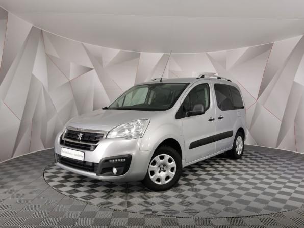 Peugeot Partner II Рестайлинг 2 с пробегом 2021 года, цена 1 369 000 рублей, 111029 км, компактвэн, Автокод Объявления