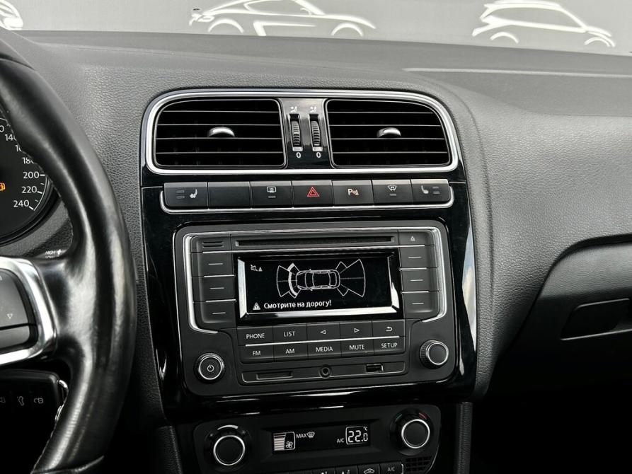 Volkswagen Polo V Рестайлинг Санкт-Петербург  - изображение 16