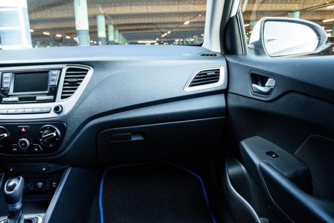 Hyundai Solaris II с пробегом 2019 года, цена 1 429 000 рублей, 123179 км, седан, Автокод Объявления