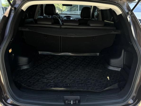 Hyundai ix35 I Рестайлинг с пробегом 2013 года, цена 1 275 000 рублей, 140000 км, внедорожник, Автокод Объявления