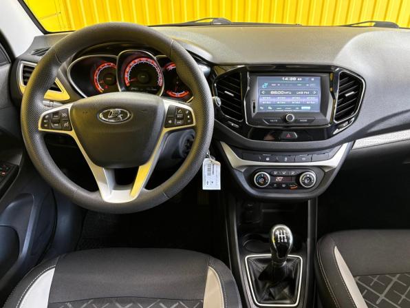 Lada (ВАЗ) Vesta I с пробегом 2019 года, цена 949 000 рублей, 124000 км, седан, Автокод Объявления
