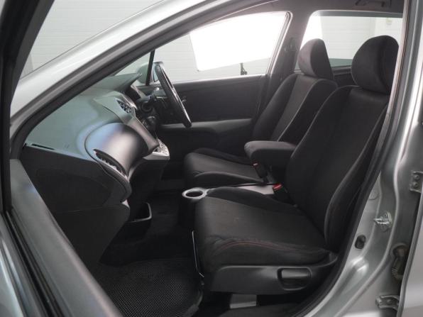 Honda Stream II с пробегом 2009 года, цена 1 099 000 рублей, 188527 км, компактвэн, Автокод Объявления