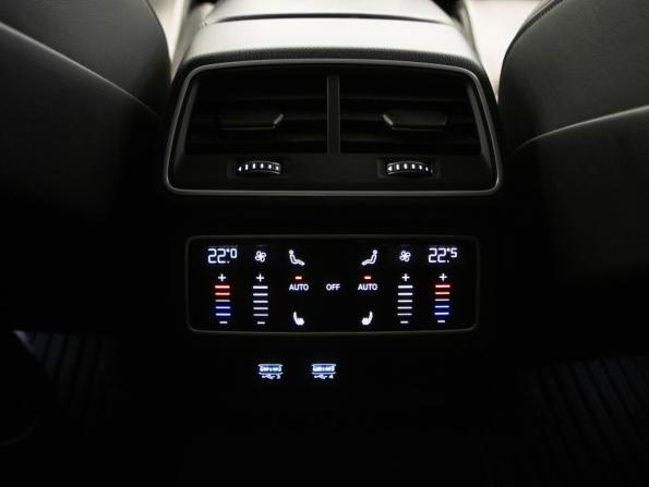 Audi A6 V (C8) с пробегом 2018 года, цена 2 949 000 рублей, 279965 км, седан, Автокод Объявления