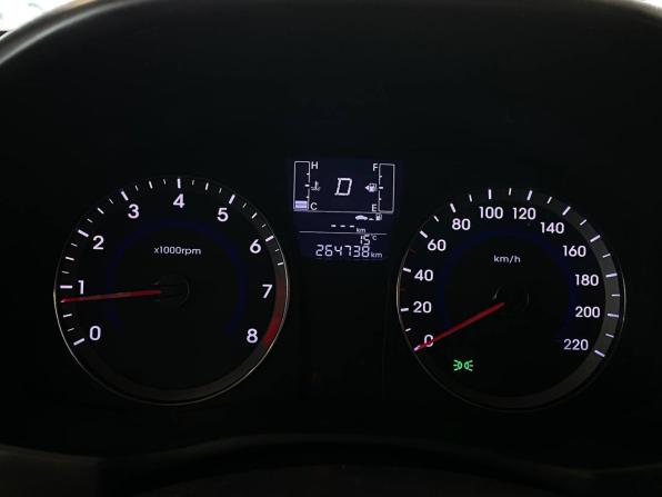 Hyundai Solaris I Рестайлинг с пробегом 2015 года, цена 837 000 рублей, 264738 км, седан, Автокод Объявления