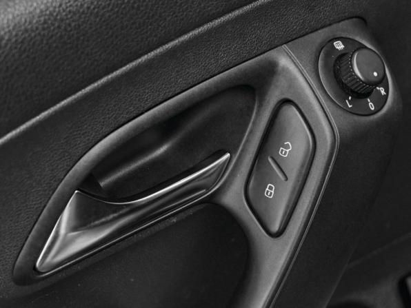 Volkswagen Polo V Рестайлинг с пробегом 2016 года, цена 1 050 000 рублей, 193526 км, седан, Автокод Объявления