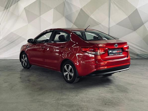 Kia Rio III Рестайлинг с пробегом 2016 года, цена 850 000 рублей, 131696 км, седан, Автокод Объявления