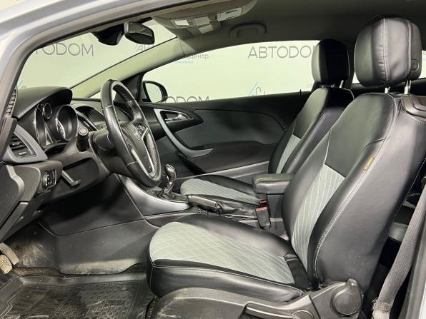 Opel Astra J Рестайлинг с пробегом 2012 года, цена 797 000 рублей, 134790 км, хэтчбек, Автокод Объявления