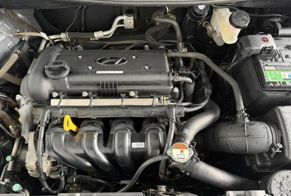 Hyundai Solaris I Киров  - изображение 9