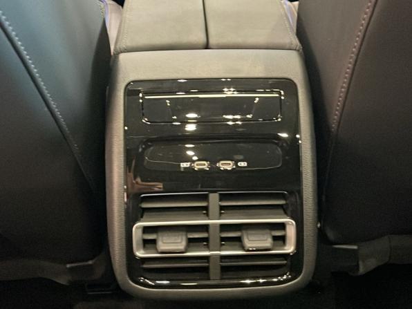 Volkswagen Tiguan III (China Market) с пробегом 2026 года, цена 5 040 000 рублей, 50 км, внедорожник, Автокод Объявления