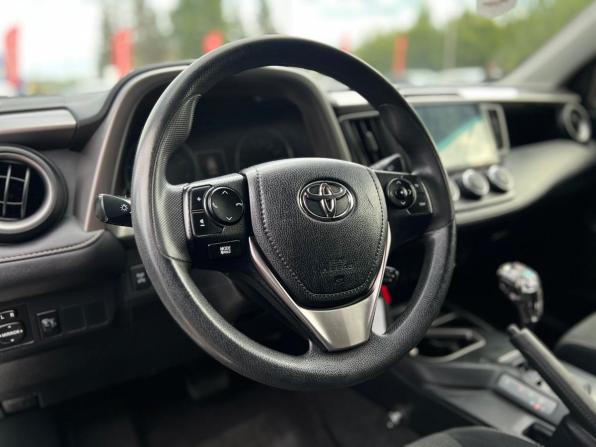 Toyota RAV4 IV (XA40) Рестайлинг с пробегом 2015 года, цена 2 270 000 рублей, 137000 км, внедорожник, Автокод Объявления