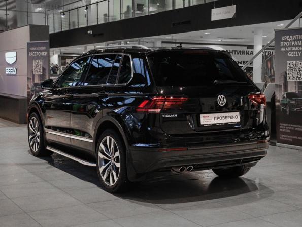 Volkswagen Tiguan II с пробегом 2020 года, цена 2 790 000 рублей, 121078 км, внедорожник, Автокод Объявления