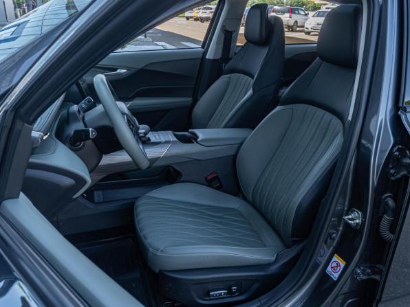 Changan Lamore с пробегом 2023 года, цена 2 080 000 рублей, 17149 км, седан, Автокод Объявления