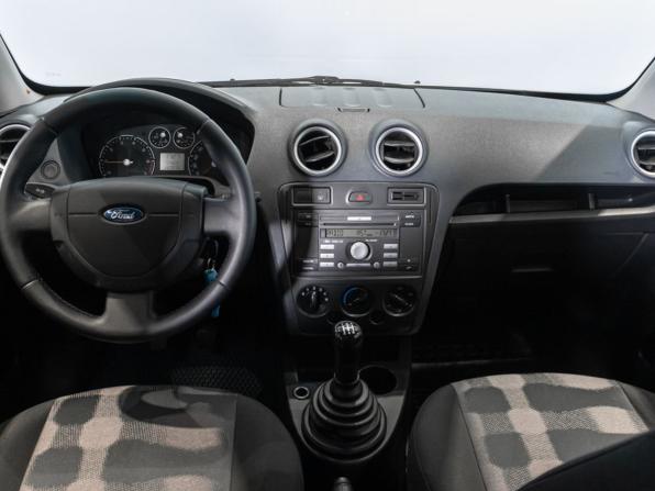 Ford Fusion I Рестайлинг с пробегом 2007 года, цена 356 400 рублей, 213000 км, хэтчбек, Автокод Объявления
