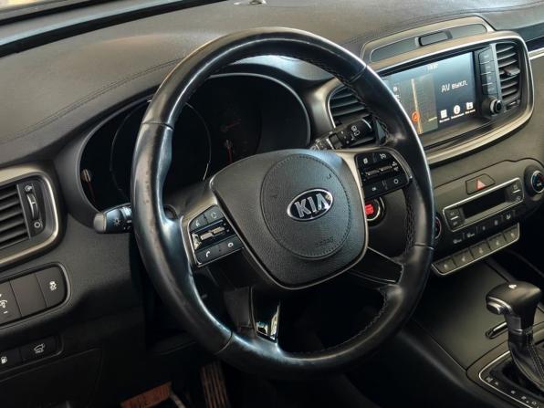 Kia Sorento III Prime Рестайлинг с пробегом 2018 года, цена 2 382 000 рублей, 253100 км, внедорожник, Автокод Объявления