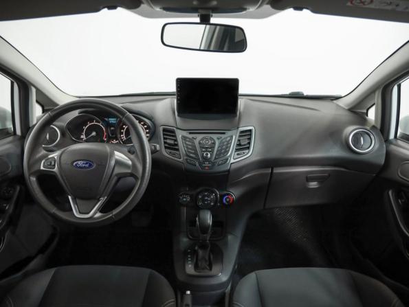 Ford Fiesta Mk6 Рестайлинг с пробегом 2015 года, цена 749 000 рублей, 137250 км, седан, Автокод Объявления