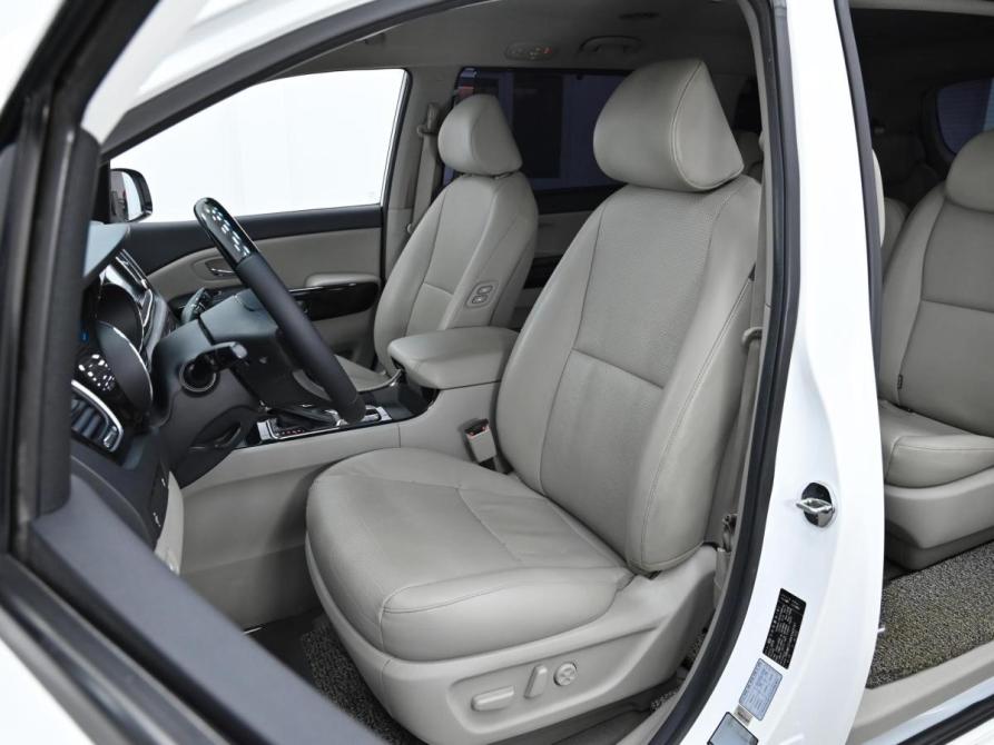 Kia Carnival III Москва  - изображение 13