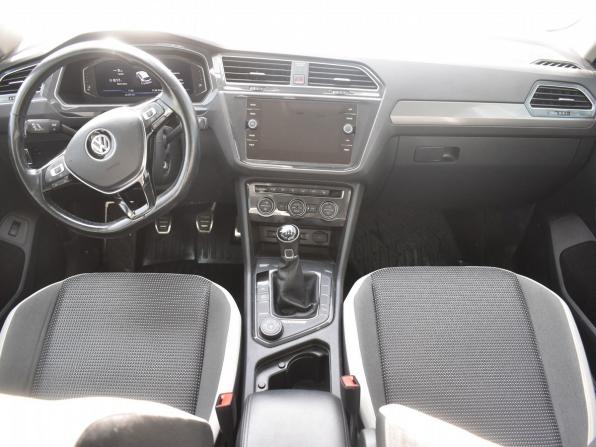 Volkswagen Tiguan II с пробегом 2019 года, цена 2 585 000 рублей, 32050 км, внедорожник, Автокод Объявления