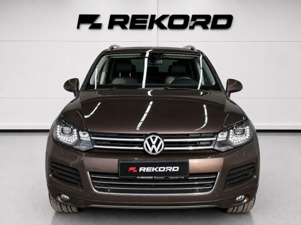 Volkswagen Touareg II с пробегом 2011 года, цена 2 019 000 рублей, 147252 км, внедорожник, Автокод Объявления