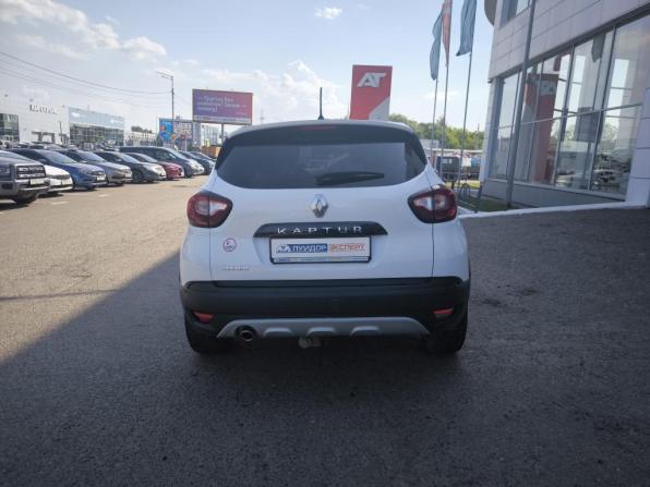 Renault Kaptur I с пробегом 2016 года, цена 1 099 000 рублей, 132134 км, внедорожник, Автокод Объявления