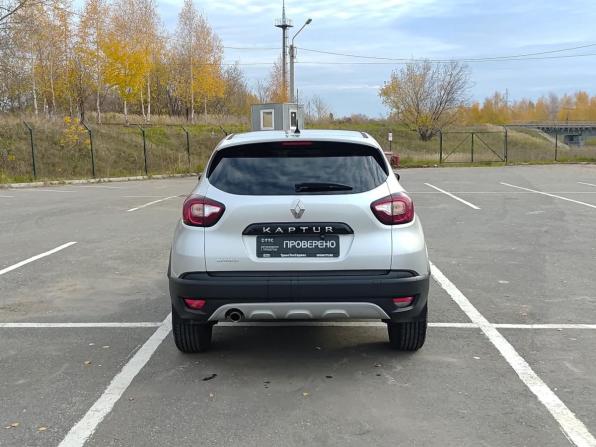 Renault Kaptur I с пробегом 2018 года, цена 1 255 000 рублей, 142186 км, внедорожник, Автокод Объявления