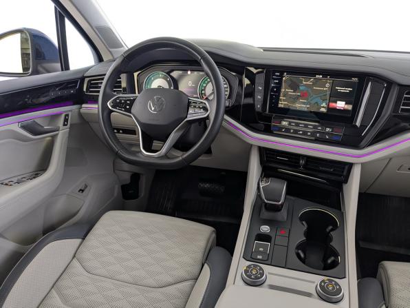 Volkswagen Touareg III с пробегом 2022 года, цена 7 600 000 рублей, 39500 км, внедорожник, Автокод Объявления