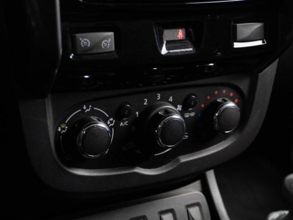 Renault Duster I Рестайлинг с пробегом 2018 года, цена 1 279 000 рублей, 150564 км, внедорожник, Автокод Объявления
