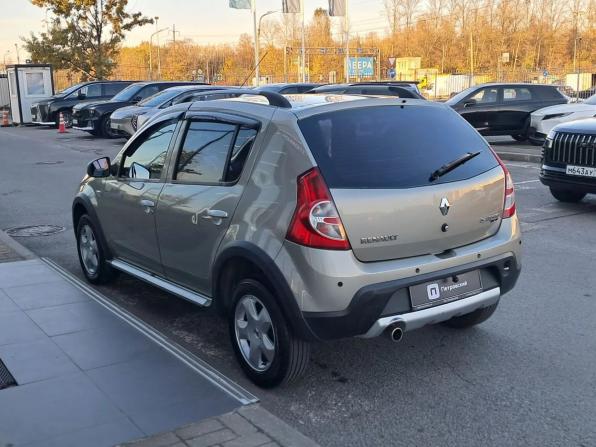 Renault Sandero I с пробегом 2013 года, цена 610 000 рублей, 178786 км, хэтчбек, Автокод Объявления
