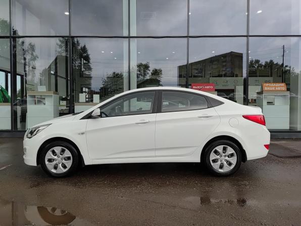 Hyundai Solaris I Рестайлинг с пробегом 2015 года, цена 1 149 800 рублей, 46193 км, седан, Автокод Объявления