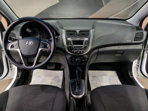 Hyundai Solaris I Рестайлинг с пробегом 2015 года, цена 1 150 000 рублей, 73685 км, седан, Автокод Объявления