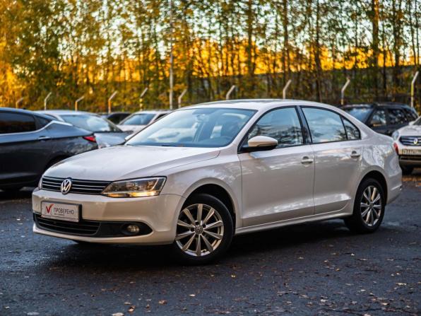 Volkswagen Jetta VI с пробегом 2014 года, цена 1 320 000 рублей, 75391 км, седан, Автокод Объявления