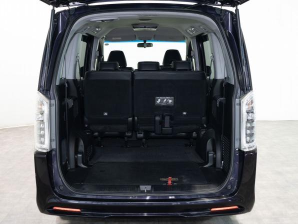 Honda Stepwgn IV Рестайлинг с пробегом 2013 года, цена 1 700 000 рублей, 143000 км, минивэн, Автокод Объявления