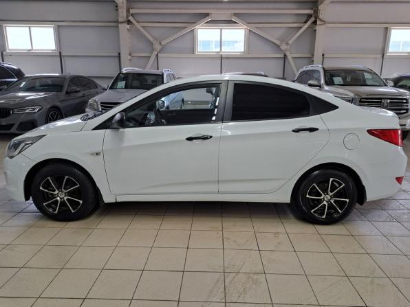 Hyundai Solaris I Рестайлинг с пробегом 2016 года, цена 715 000 рублей, 205971 км, седан, Автокод Объявления