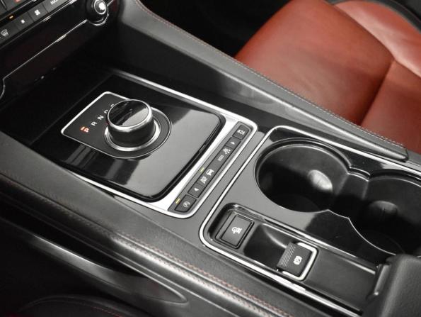 Jaguar F-Pace I с пробегом 2016 года, цена 2 175 000 рублей, 187111 км, внедорожник, Автокод Объявления