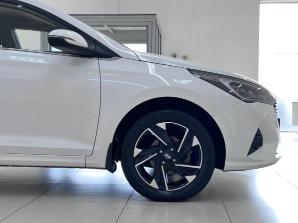 Hyundai Solaris II Рестайлинг с пробегом 2021 года, цена 1 650 000 рублей, 94222 км, седан, Автокод Объявления