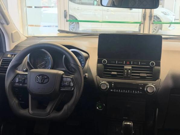 Toyota Land Cruiser Prado 150 Series Рестайлинг 1 с пробегом 2015 года, цена 4 150 000 рублей, 102669 км, внедорожник, Автокод Объявления