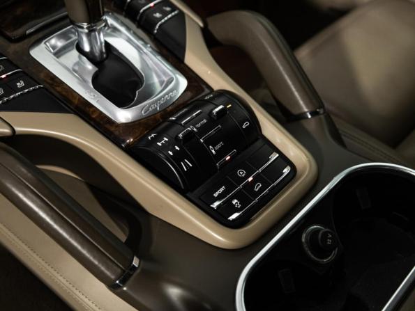 Porsche Cayenne II (958) с пробегом 2010 года, цена 2 149 000 рублей, 277235 км, внедорожник, Автокод Объявления