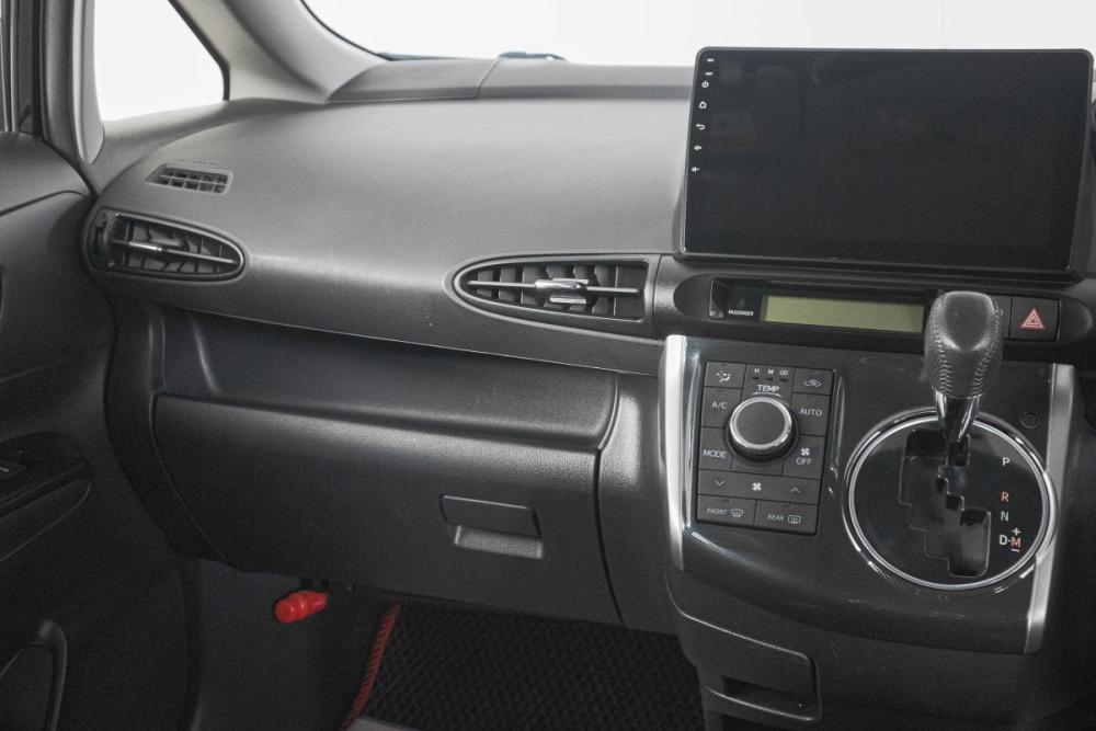 Toyota Wish II Рестайлинг Кемерово  - изображение 13