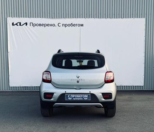Renault Sandero II Рестайлинг с пробегом 2022 года, цена 1 450 000 рублей, 29000 км, хэтчбек, Автокод Объявления