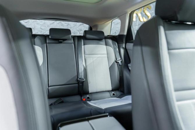 Новый Land Rover Range Rover Evoque II Рестайлинг 2024 года, цена 8 690 000 рублей, внедорожник, Автокод Объявления